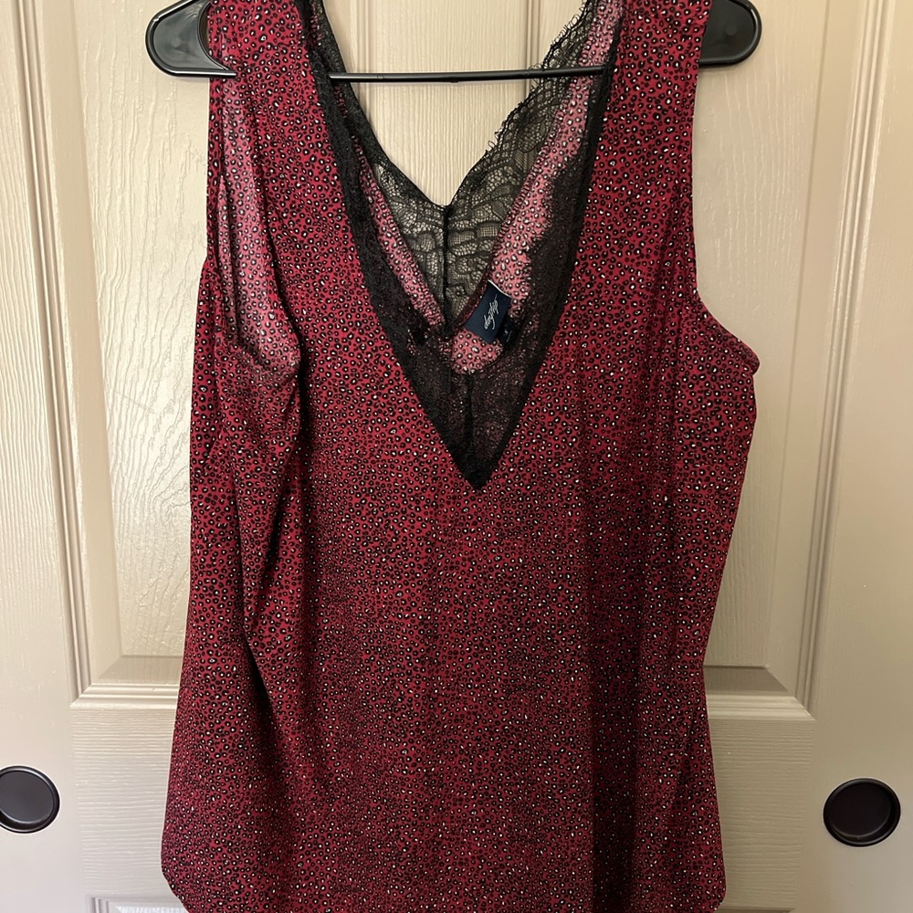 Flowy Leopard V-Neck Tank Top